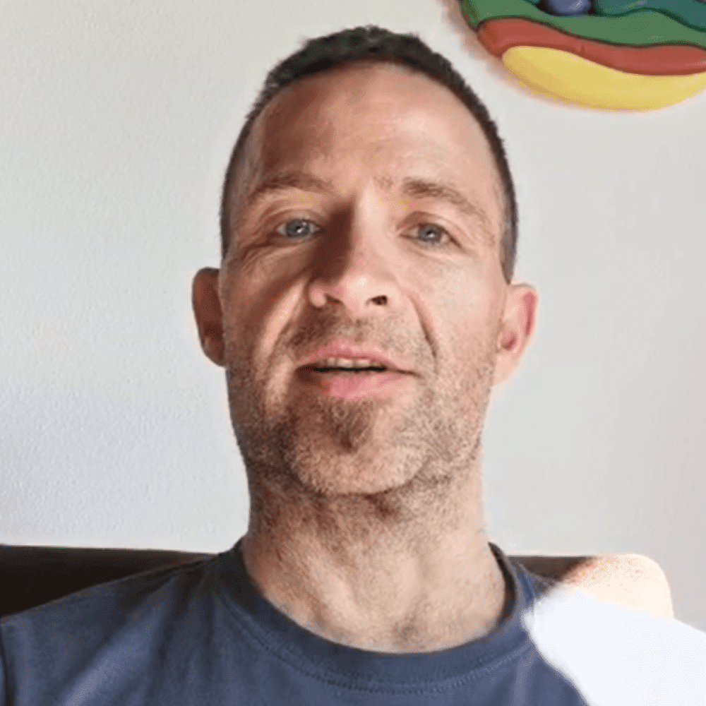 Stefan S.